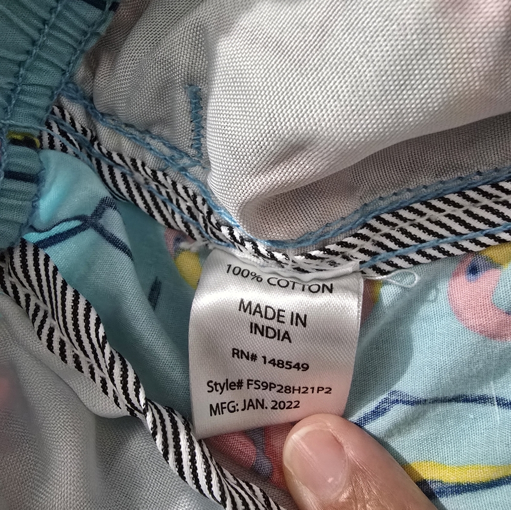 Free Planet Flamingo Cotton Shorts Size Small - Picture 6 of 8